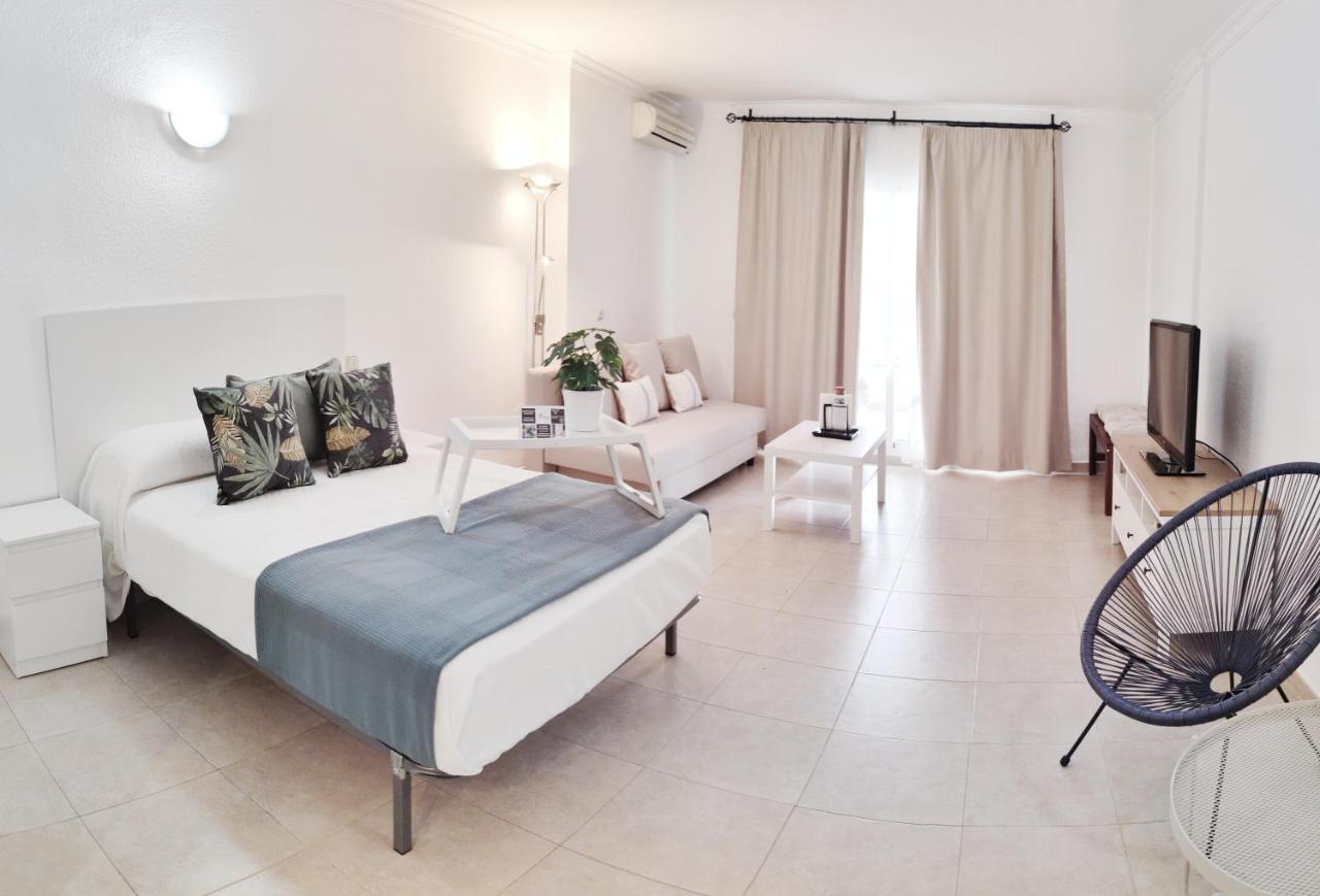 Benalbeach Casa Kito Relax 1ª Linea De Playa 贝纳尔马德纳 外观 照片